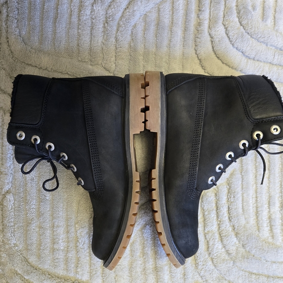 Timberland Women's Black Lace Up Boots Size 9 EUC - Picture 5 of 8